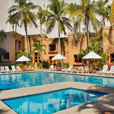 Villas El Rancho Green Resort-2